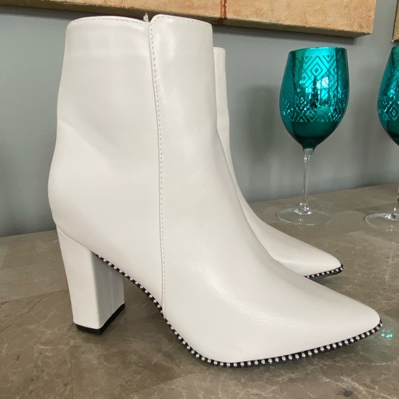 Catherine Malandrino Shoes - 🥰Gorgeous Boots👢